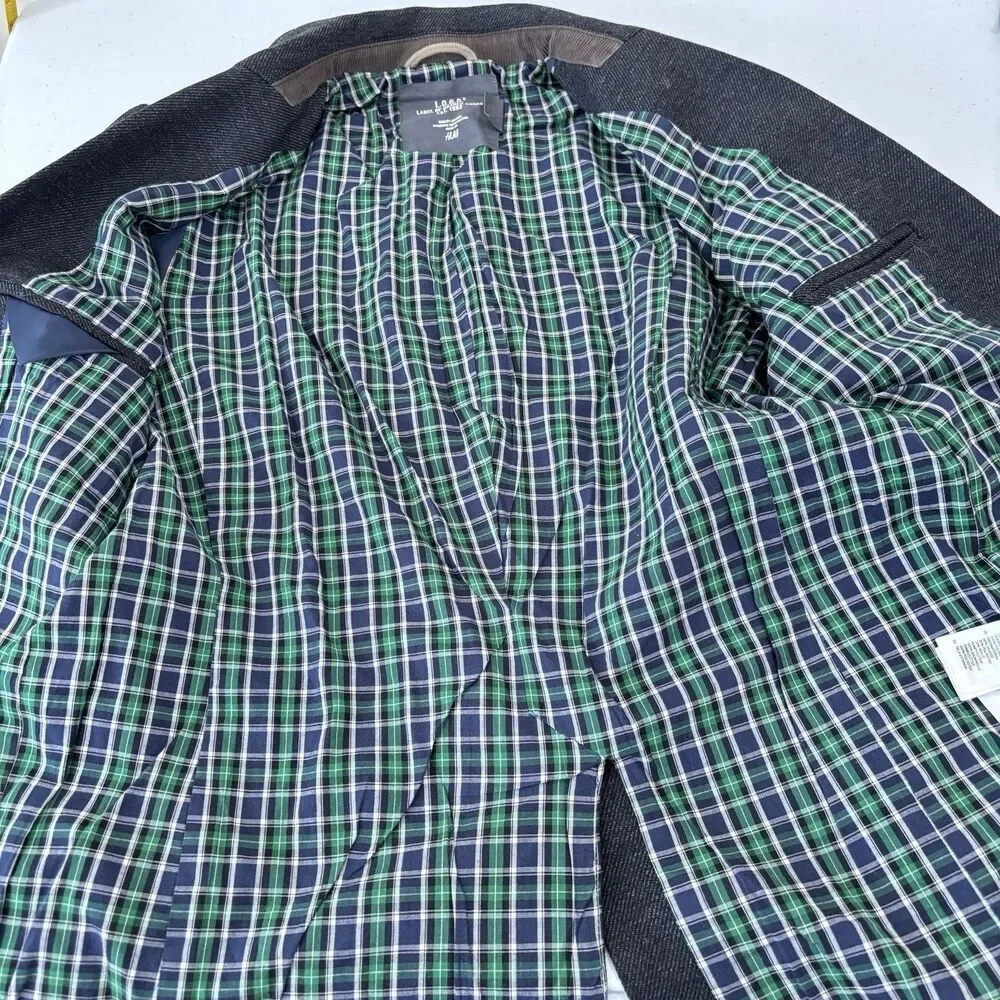 H&M features men